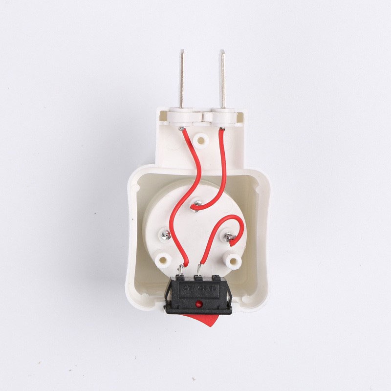 Đuôi Đèn E27 Có Công Tắc, Liền Phích Cắm 2 Chân , Đui Đèn Xoáy Bóng E27 - DD01 - Gia Dụng Tý Tẹo