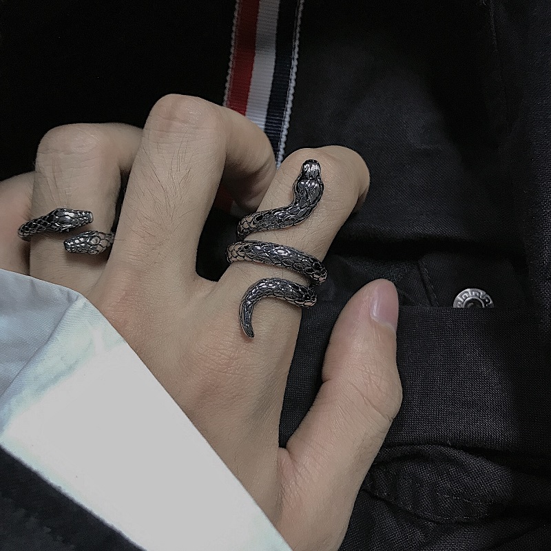 Nhẫn thiết kế hình con rắn phong cách hiphop đường phố cá tính