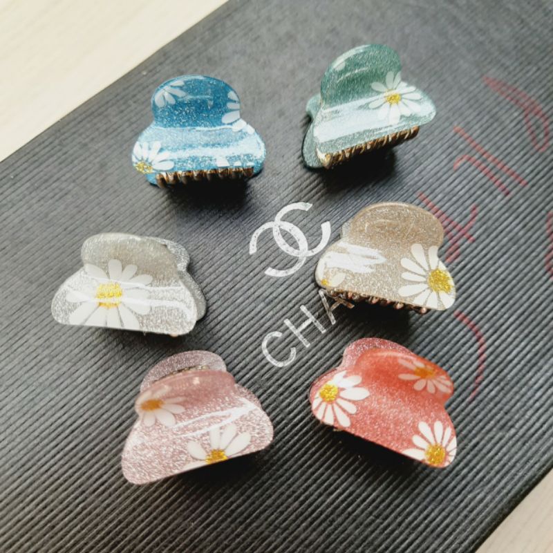 Kẹp tóc nhí ,kẹp đỉnh in chữ chenel/hoa cúc 2.3cm