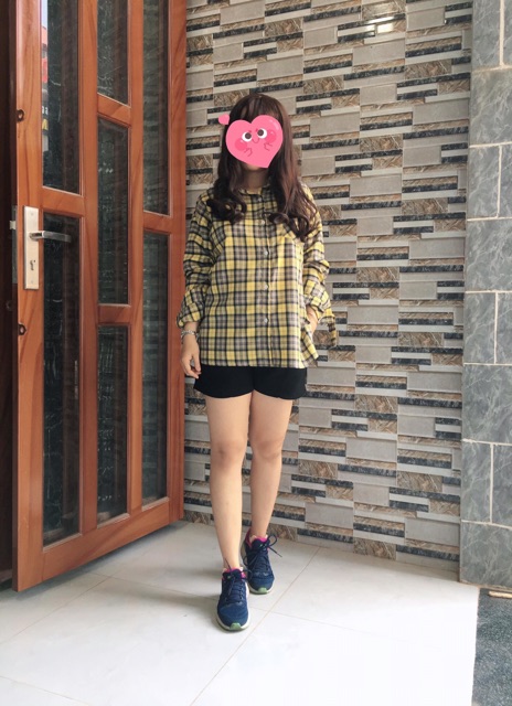 Áo sơ mi oversize 2 cổ caro vàng