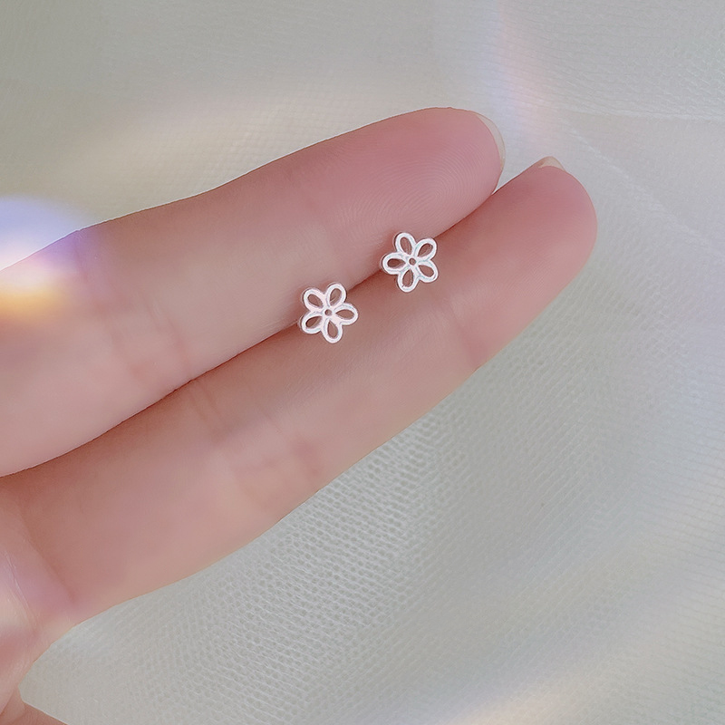 Hoa Bông Tai Korea Flower Earrings Studs Women Girl Hollow Ear Earring Daily Jewelry Accessories Gift