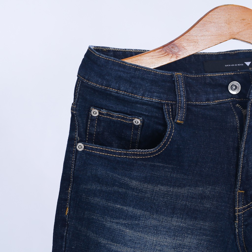 Quần Short Nam Vải Jean Cao Cấp, Form Slimfit Đẹp Dễ Phối Đồ Phong Cách Cá Tính - QN08