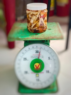 Củ cải ngâm mắm đường