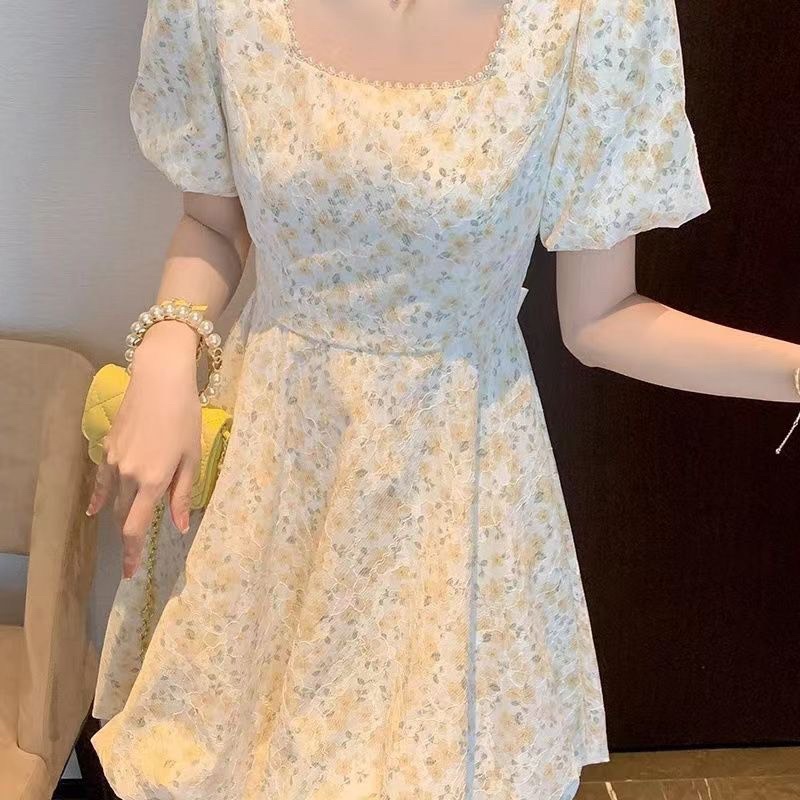 Váy hoạ tiết hoa nhí tiểu thư cổ vuông sau lưng buộc nơ phong cách hàn quốc 2022