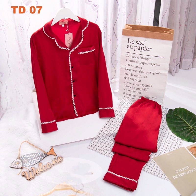 Bộ lụa ngọc phối viền xinh xắn lịch sự, sẵn số lượng tại xưởng | BigBuy360 - bigbuy360.vn