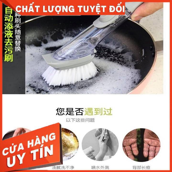 Chổi cọ rửa đa năng kèm bình xịt nước tiện lợi