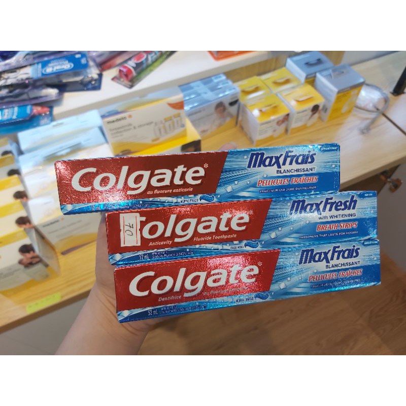 Kem đánh răng Colgate & Crest