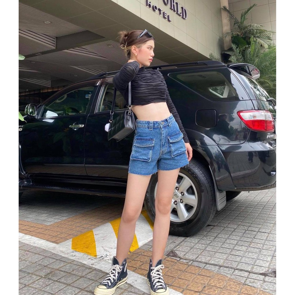 Chicmonki Quần Jeans short màu đậm 1083