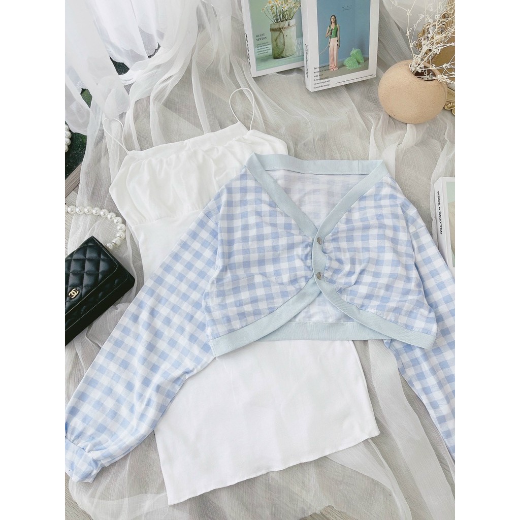 Set đầm 2 dây ôm body trắng áo khoác cardigan kẻ caro xanh dương S62