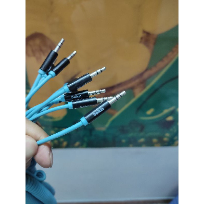 Dây lò xo AUX 2 đầu  3.5 chính hãng Belkin dài 1,8m