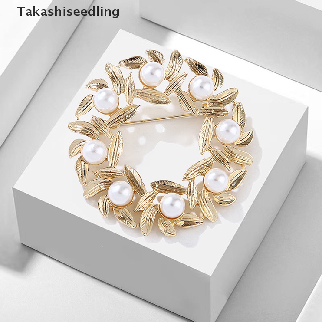 Ghim Cài Áo Hình Vòng Hoa Đính Ngọc Trai Nhân Tạo Thời Trang