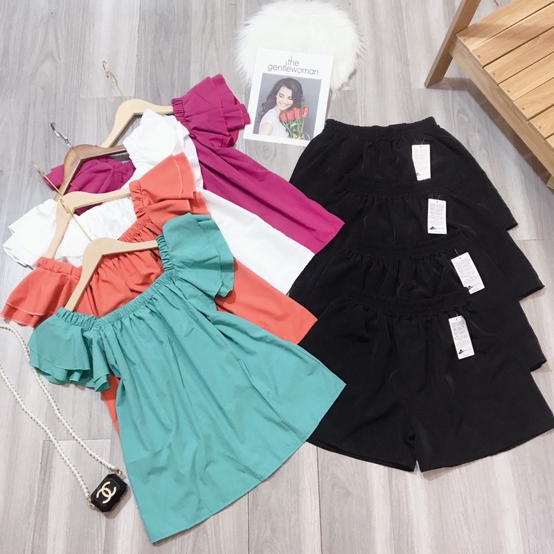 Set áo trễ vai cánh tiên bèo tầng mix quần sooc đùi chất thô lụa bệt vai