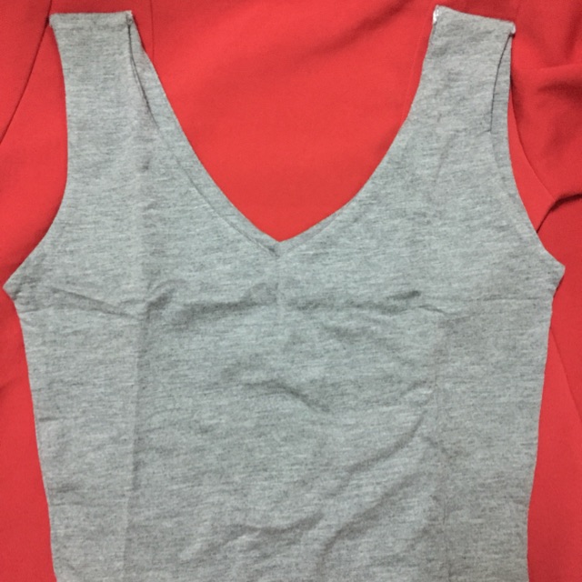 Áo croptop sát nách cổ tim giá rẻ