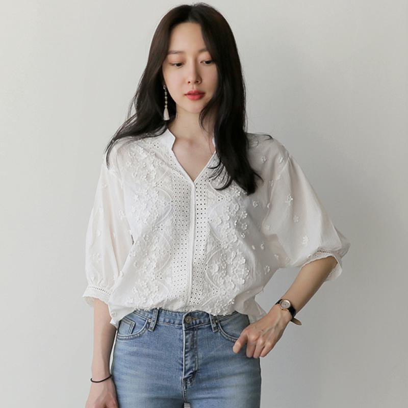 Áo Sơ Mi Tay Dài Cổ Chữ V Thêu Ren Thời Trang