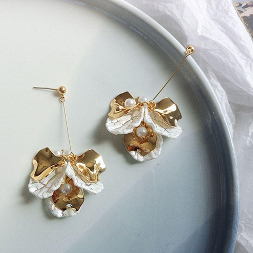 Bông Tai Dáng Dài Hình Cánh Hoa Tua Rua Thời Trang Cho Nữ