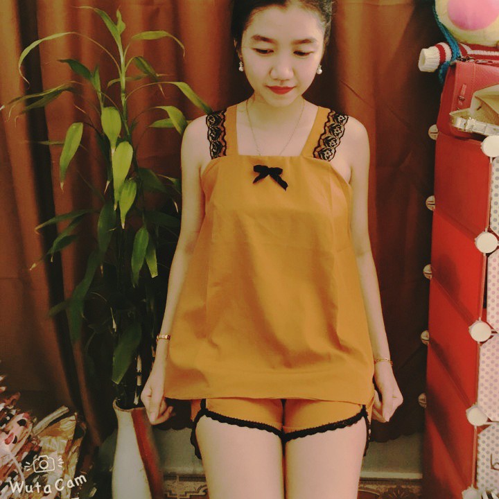 Đồ Bộ Ngắn Kate Lụa Mềm Mại Thoáng Mát, Không Xù Không Phai Màu, Kiểu Dáng Trẻ Trung Đơn Giả | BigBuy360 - bigbuy360.vn