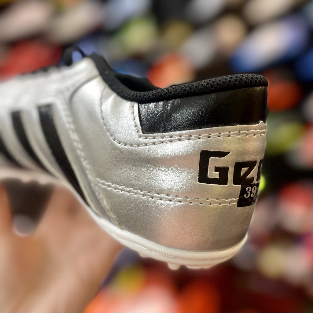 Giày đá bóng nam Geet 3 Sọc Bạc Đen rẻ đẹp, giày đá banh thể thao cỏ nhân tạo thời trang - 2EVSHOP