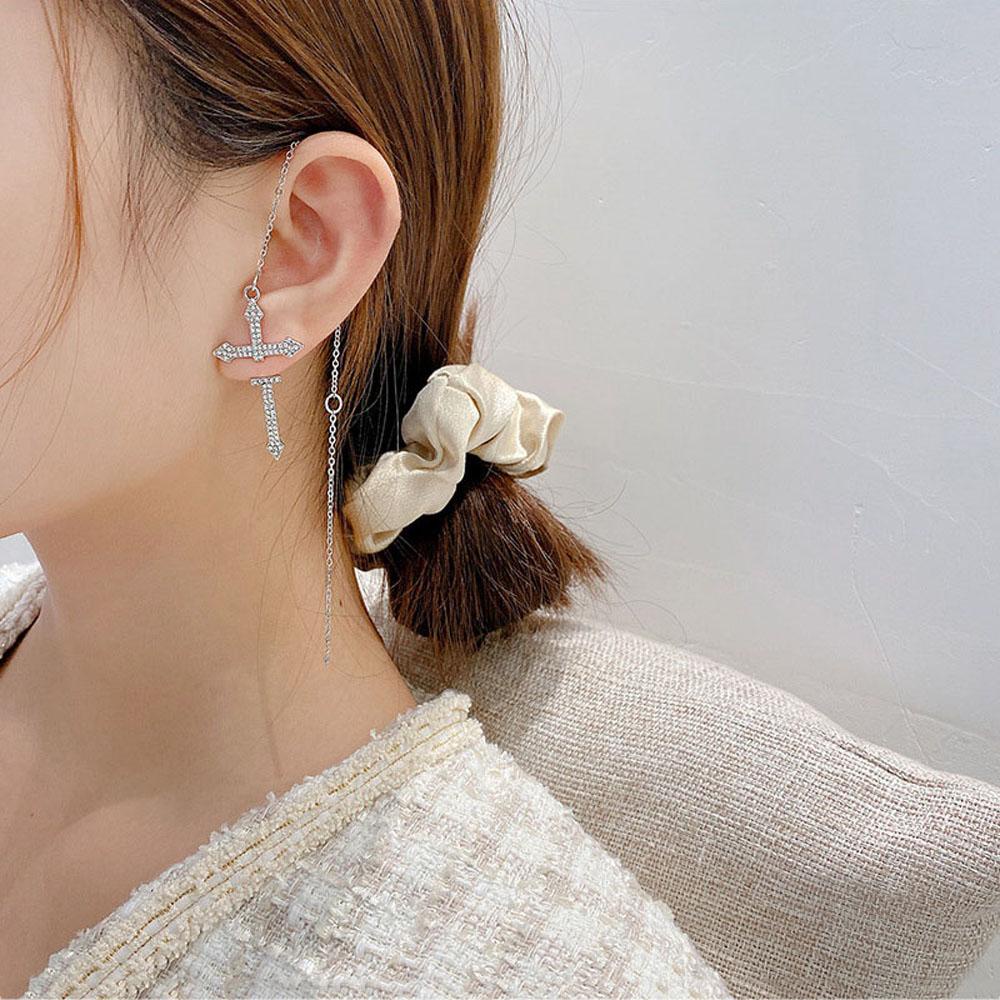 Khuyên Tai VANES1 Dạng Chuỗi Dài Mặt Thánh Giá Phong Cách Punk Sáng Tạo Thời Trang