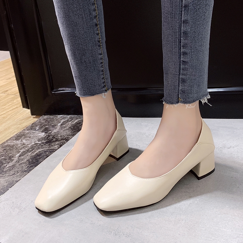 Giày cao gót đế vuông hợp thời trang cho nữ