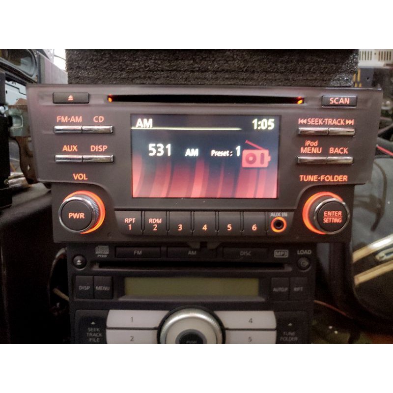đầu cd & radio Aux cho xe ô tô Nissan sentra.