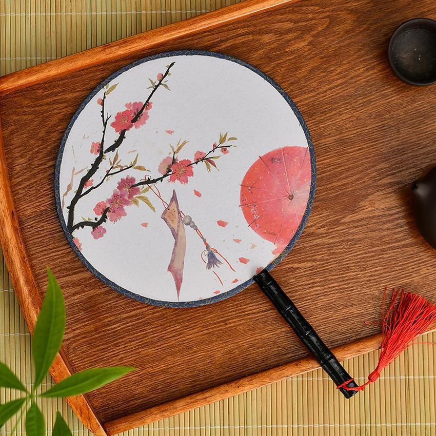 Quạt tròn cổ phong dây tuyến cán đen cổ trang quà tặng trang trí mẫu 2