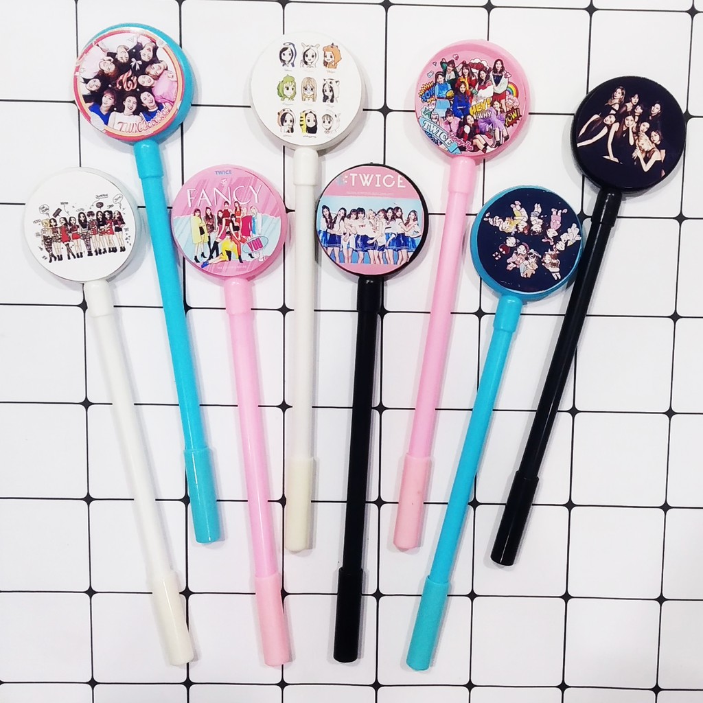 Bút tròn nhóm nhạc TWICE có hạt lúc lắc BTI11 bút bi mực bút cute bút dễ thương