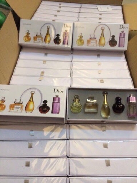 SET NƯỚC HOA DIOR 5 CHAI CAO CẤP - Rẻ Vô Địch | BigBuy360 - bigbuy360.vn