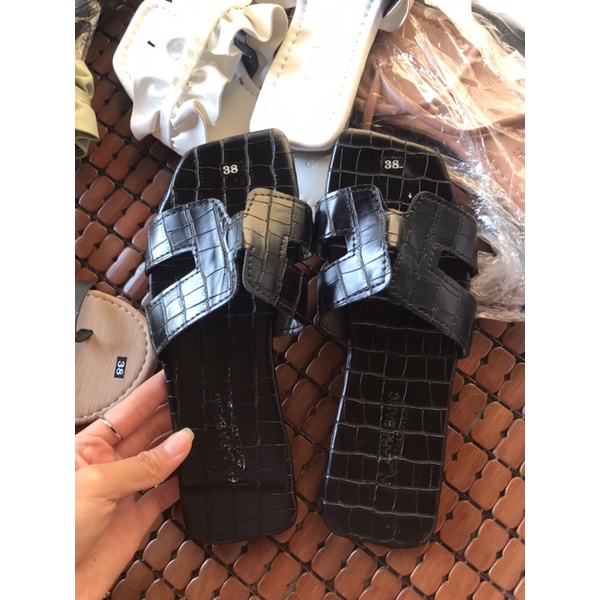 Dép chữ h da rắn