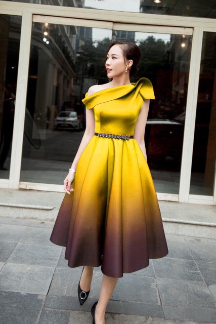 ảnh và video thật 1000% Đầm xoè lệch vai phối màu ombre