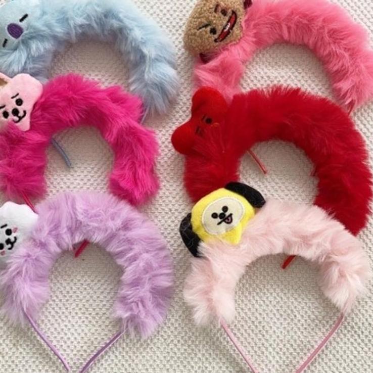 1 Chiếc) Nhân Vật BTS / BT21 ALA KPOP (PIN.11Fe22 Có Lông Vũ)