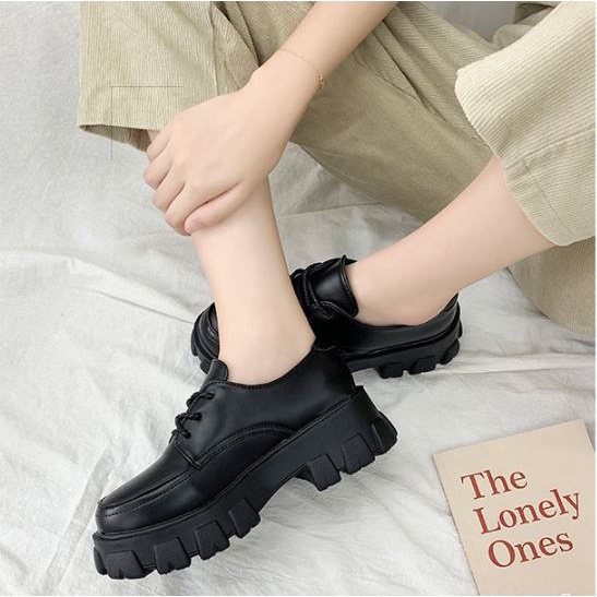 Giày bốt nữ cổ thấp hottrend , giầy nữ da đế 5cm tăng chiều cao phong cách Hàn Quốc GD01
