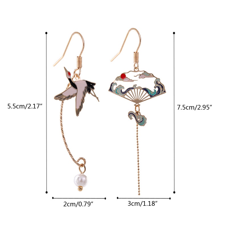 Khuyên Tai Hình Quạt Giấy Và Chim Hạc Độc Đáo