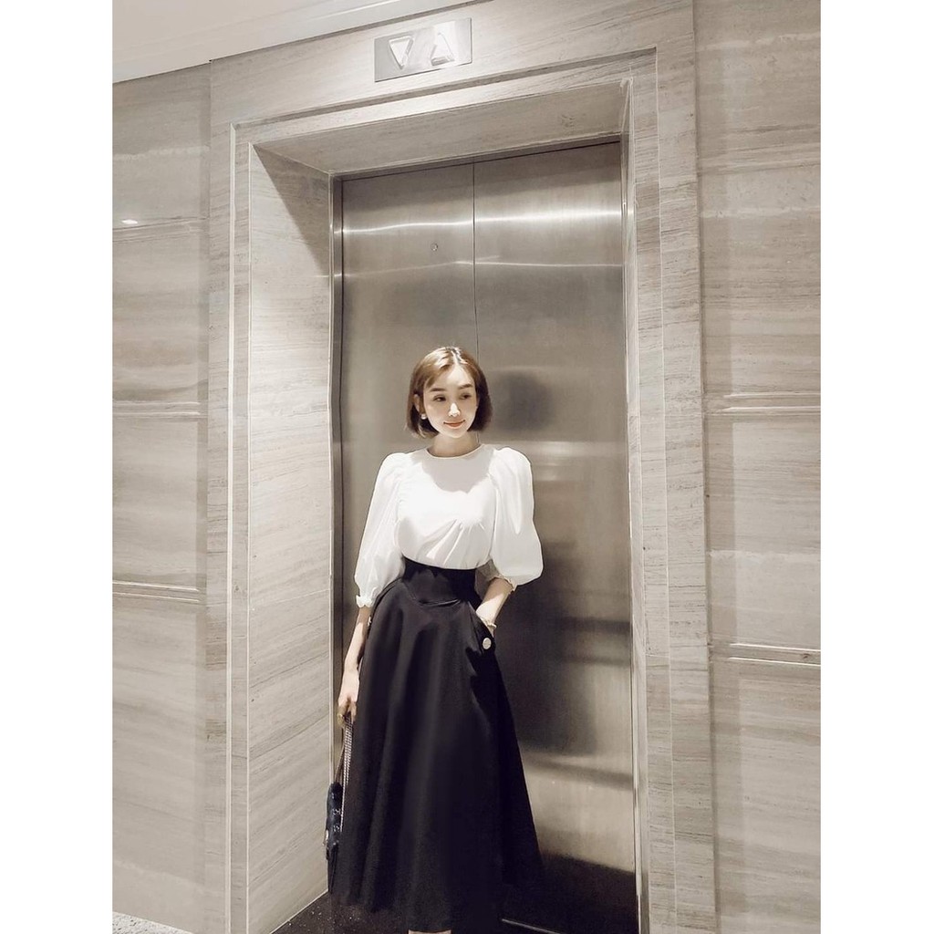 ÁO Cổ Tròn Tay Bo Hella