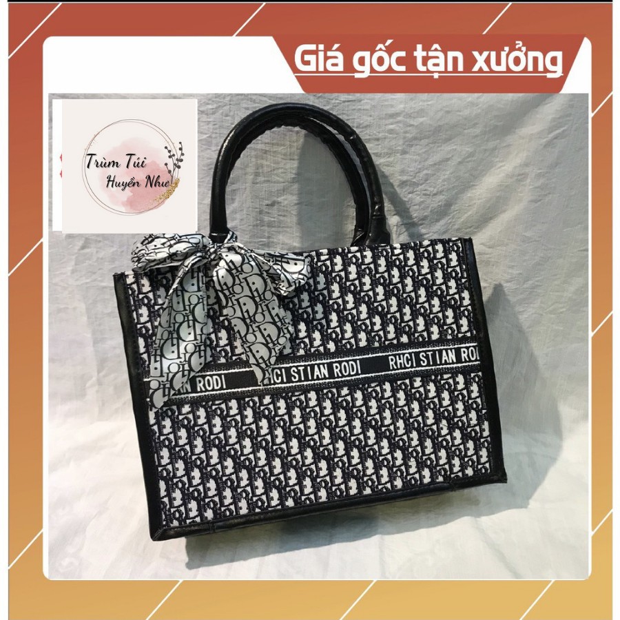 Túi hoạ tiết dior size 40 chất đẹp đựng cả thế giới (tặng kèm khăn lụa) - Túi xách nữ Di o hot 2021