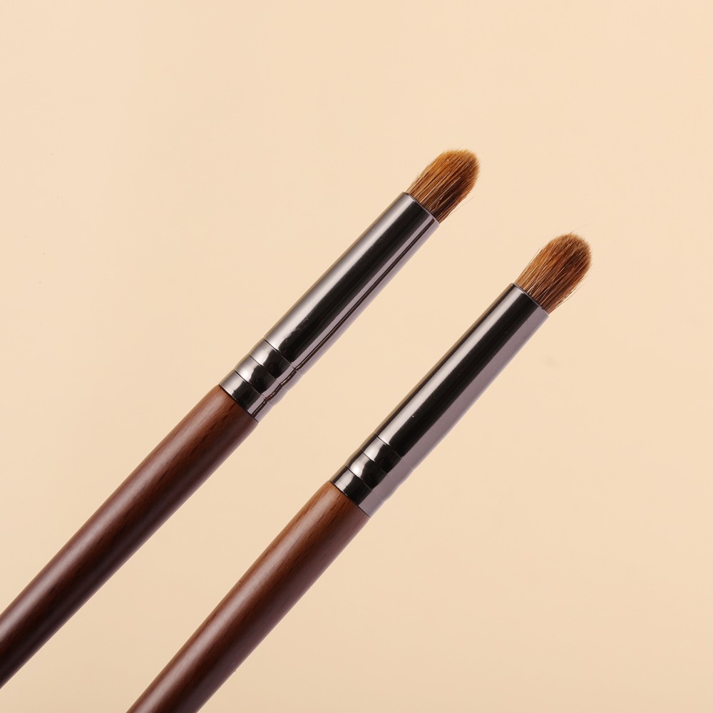 Bộ 2 cọ trang điểm OVW chuyên dụng XQ18*2