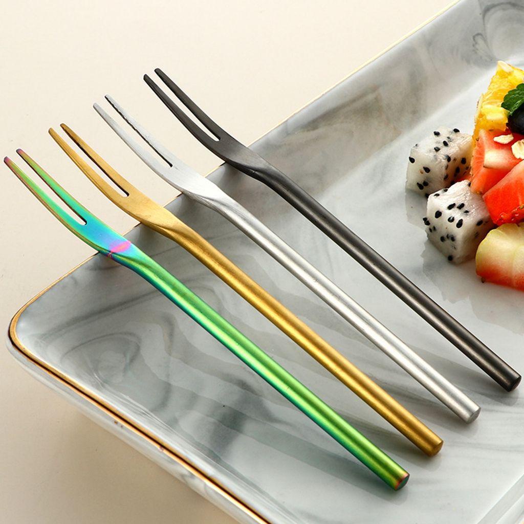1 Nĩa Ăn Trái Cây Bằng Thép Không Gỉ