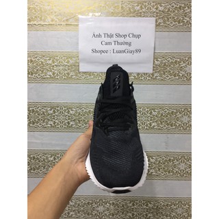 Giầy thể thao ALPHABOUNCE đen đế màu trắng