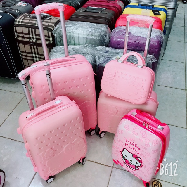 Vali Kitty màu hồng phấn sz24 - ảnh thật