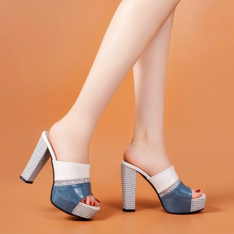 Dép Sandal Đế Xuồng Dày Thời Trang Mùa Hè Phong Cách Mới Cho Nữ