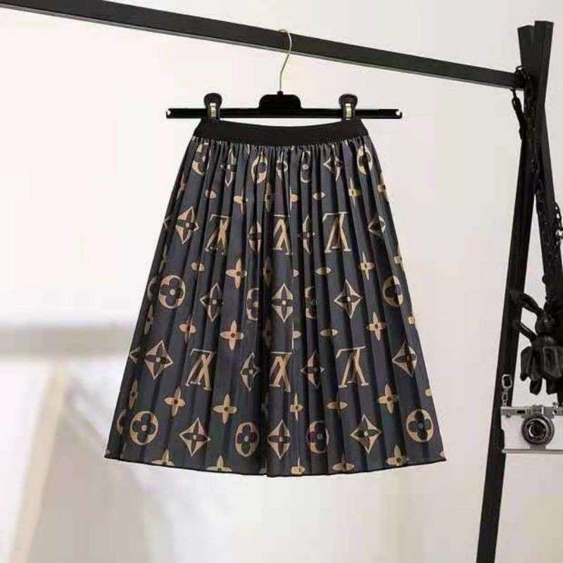 Chân váy ngắn họa tiết hàng QC | BigBuy360 - bigbuy360.vn