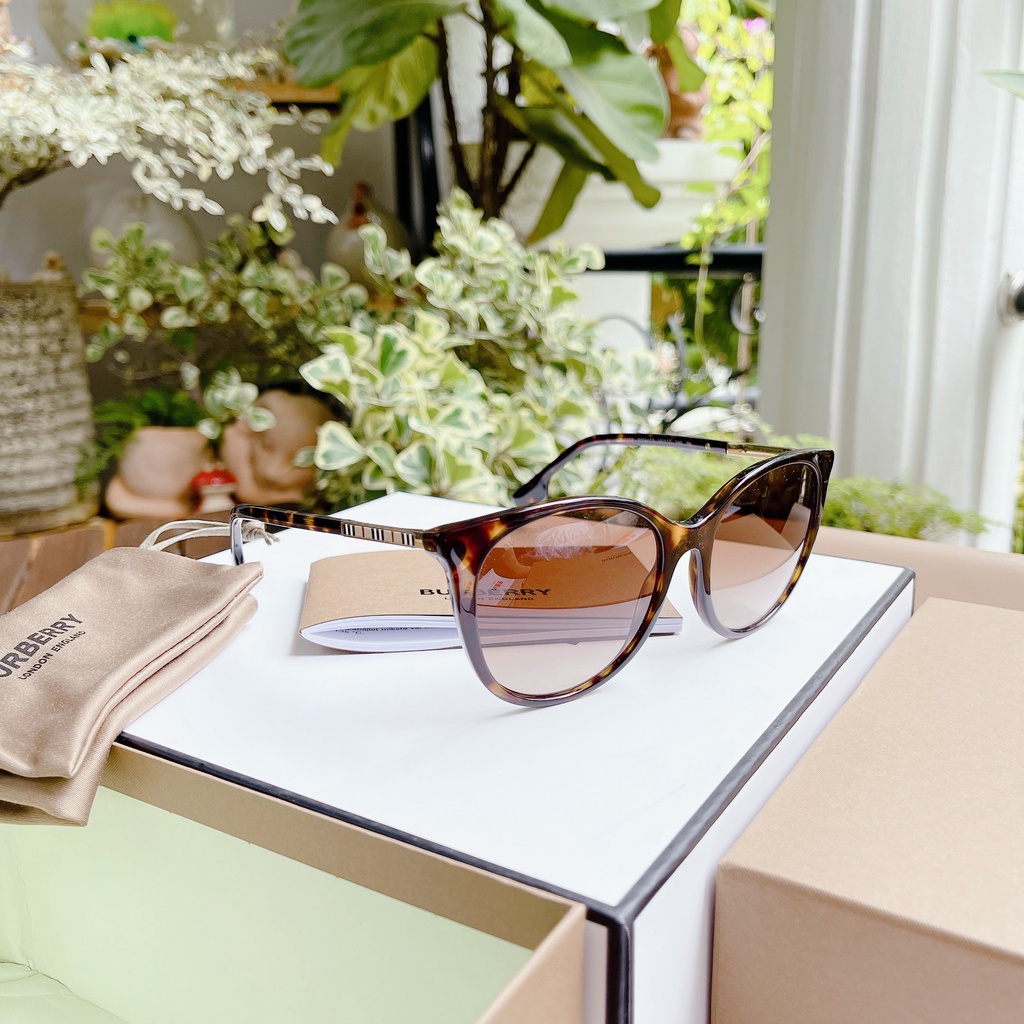 Kính mát Burberry gọng nâu havana mắt nâu trà BE4333 3002/13 ALICE