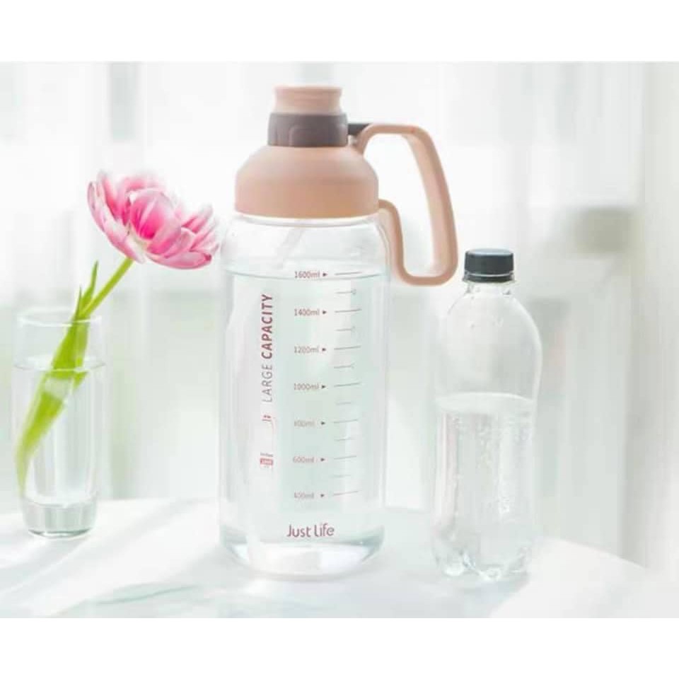 Bình nước cầm tay phong cách thể thao 1.8L/1800ml Bình đựng nước dung tích lớn nhựa Tritan cao cấp có ống hút và dây đeo