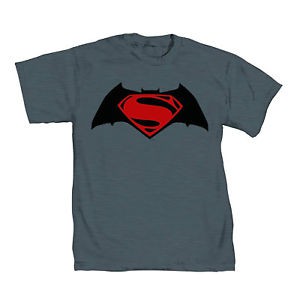 Áo thun xám họa tiết Batman vs. Superman thời trang cho nam