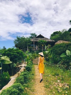 Đầm MAXI VÀNG XẺ CỘT NƠ LƯNG Kt