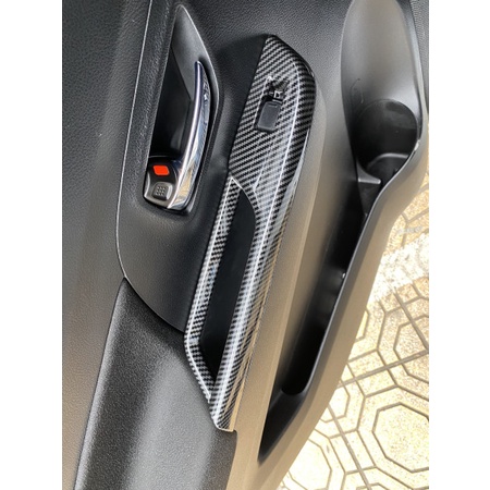 Ốp nội thất CACBON xe XL7, Ertiga bản số tự động 2019, 2020, 2021, 2022 nhựa ABS vân carbon cao cấp