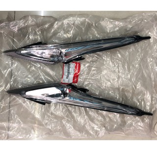 XI NHAN SAU AB 2011 / 2012 ĐẦU BÒ ZIN CHÍNH HÃNG HONDA - TRÁI BÊN NÚT XI NHAN - PHẢI NÚT ĐỀ