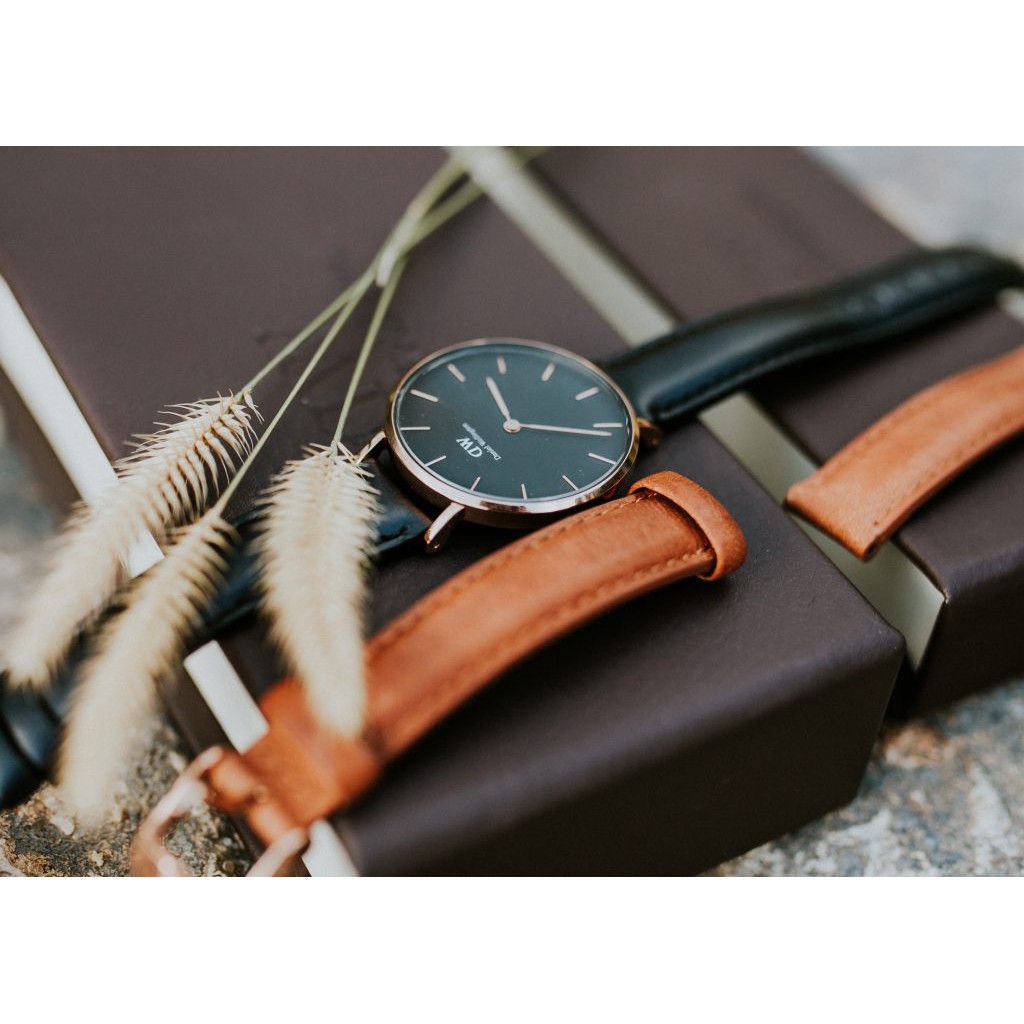 [Mã FARSBRT52 giảm 20% đơn từ 249K] Đồng Hồ Nữ Daniel Wellington Classic Petite St. Mawes 32mm DW00100169