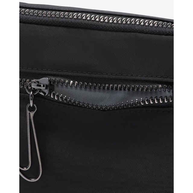 Túi Nike One Luxe Fanny Black Pack
