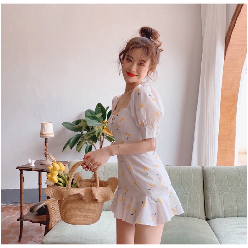 Đầm nữ trắng họa tiết cherry vàng cúp ngực công chúa siêu xinh - cece house