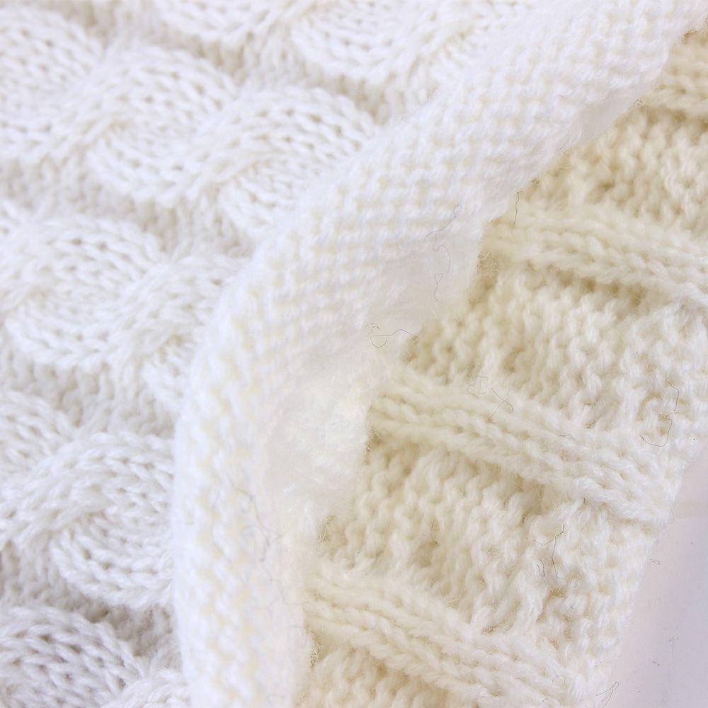 Mũ Len Đính Quả Bông Mềm Mại Cho Bé Sơ Sinh